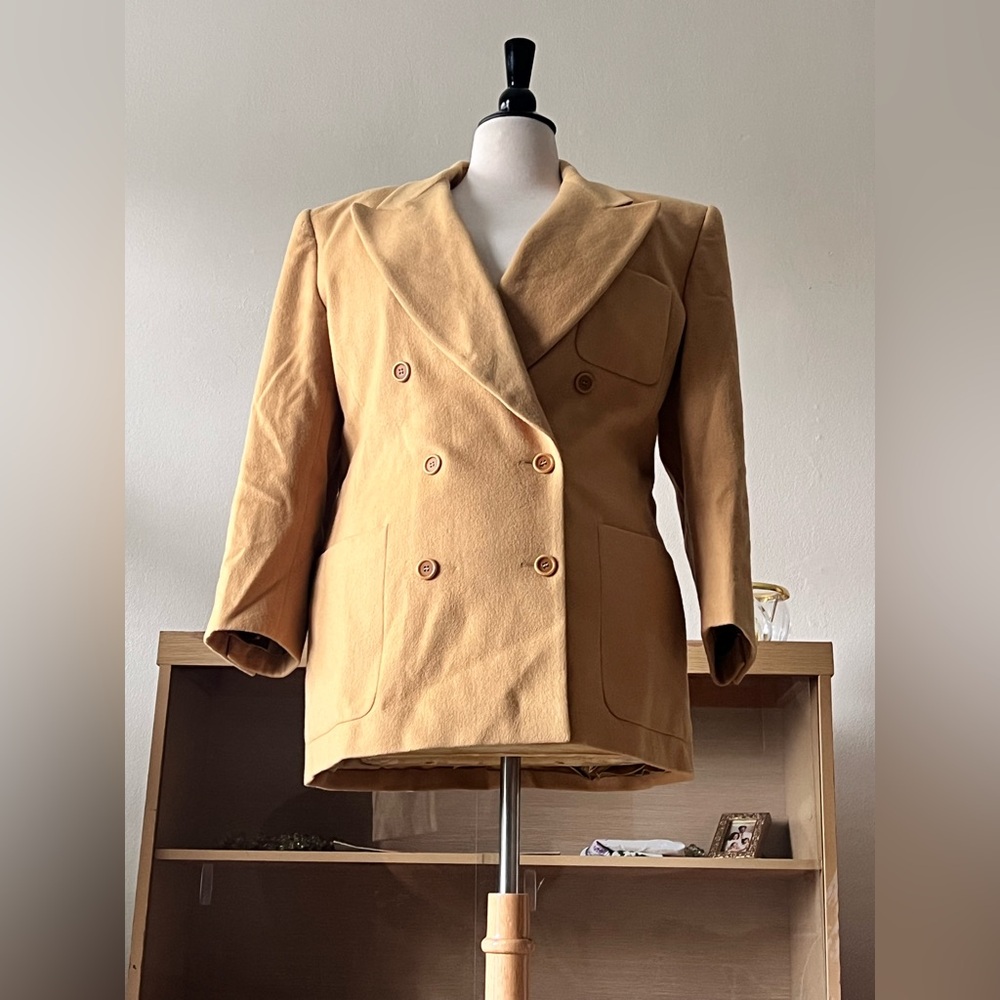 Vintage Escada Golden Cashmere Blazer Jacket Size 44